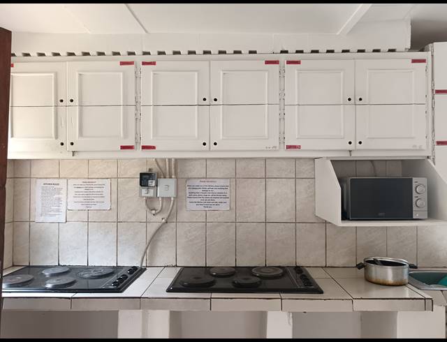 8 BEDROOM HOUSE FOR SALE IN BRANDWAG